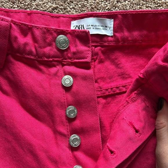 NWTS hot pink jeans. Size 8. - Picture 2 of 4